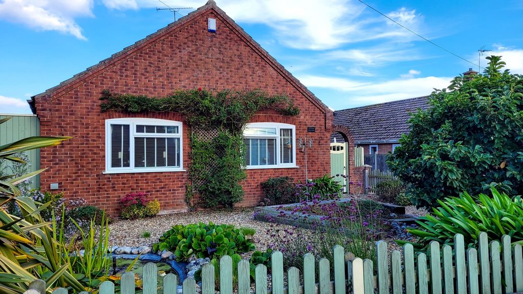 Property photo 1 of 41