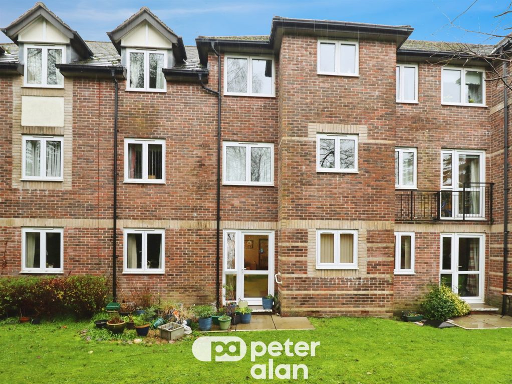 Property photo 1 of 14