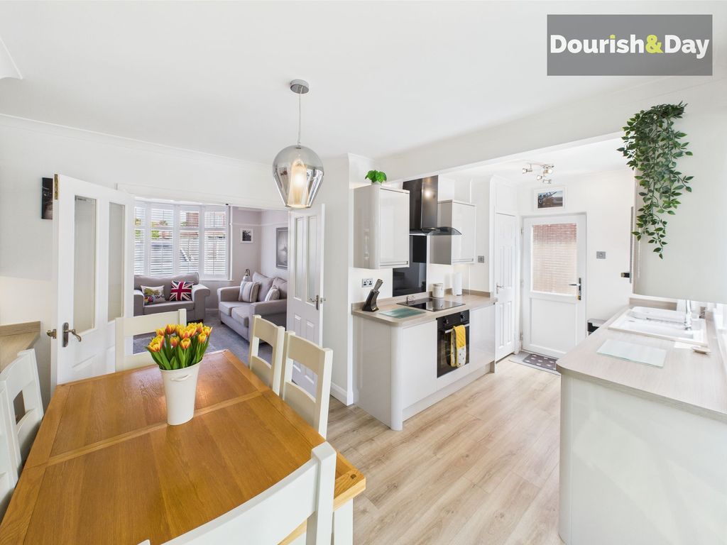 Property photo 2 of 18 Open Plan Kitchen / Diner