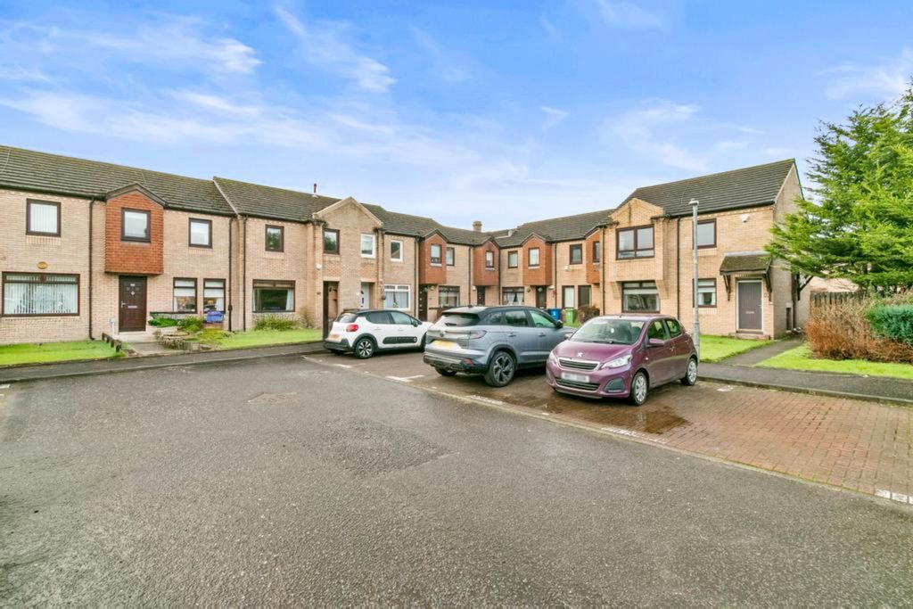 Property photo 1 of 28