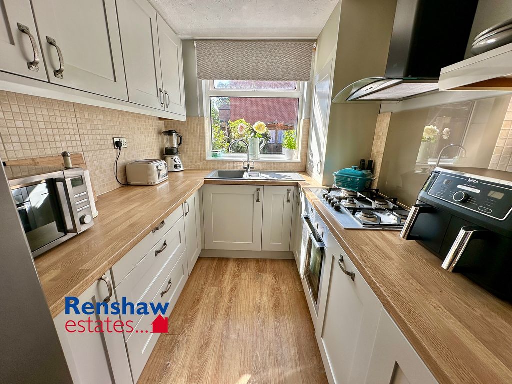 Property photo 2 of 16 K (2)