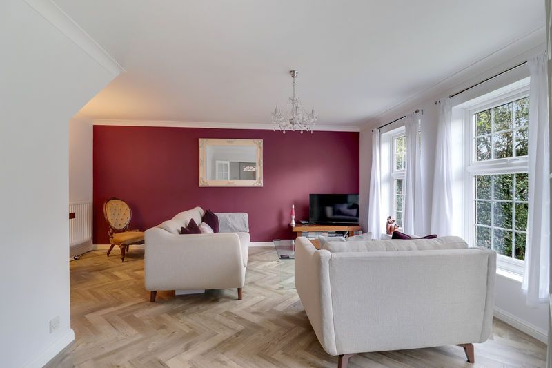 Property photo 3 of 19 Photo 1