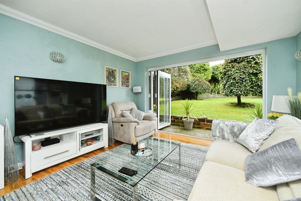 Property photo 1 of 24