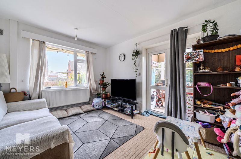 Property photo 3 of 9 Photo 10