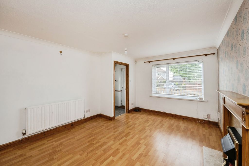 Property photo 3 of 20 Pbox-Img.Jpg