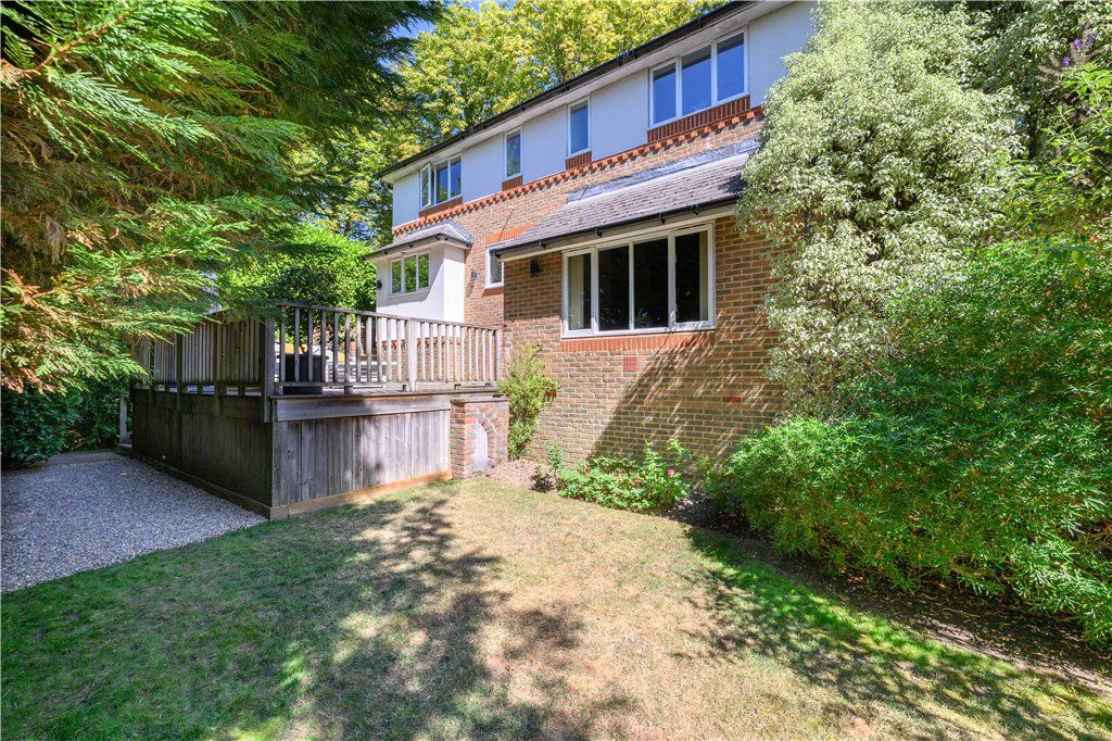 Property photo 2 of 27 Picture No. 29