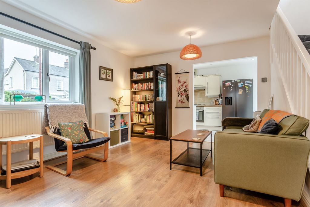 Property photo 3 of 22