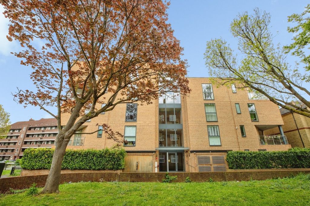 Property photo 1 of 19