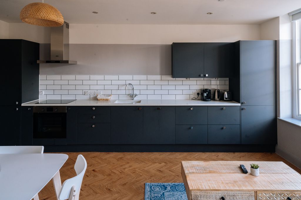 Property photo 3 of 23