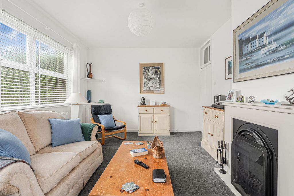 Property photo 2 of 20 8_84471