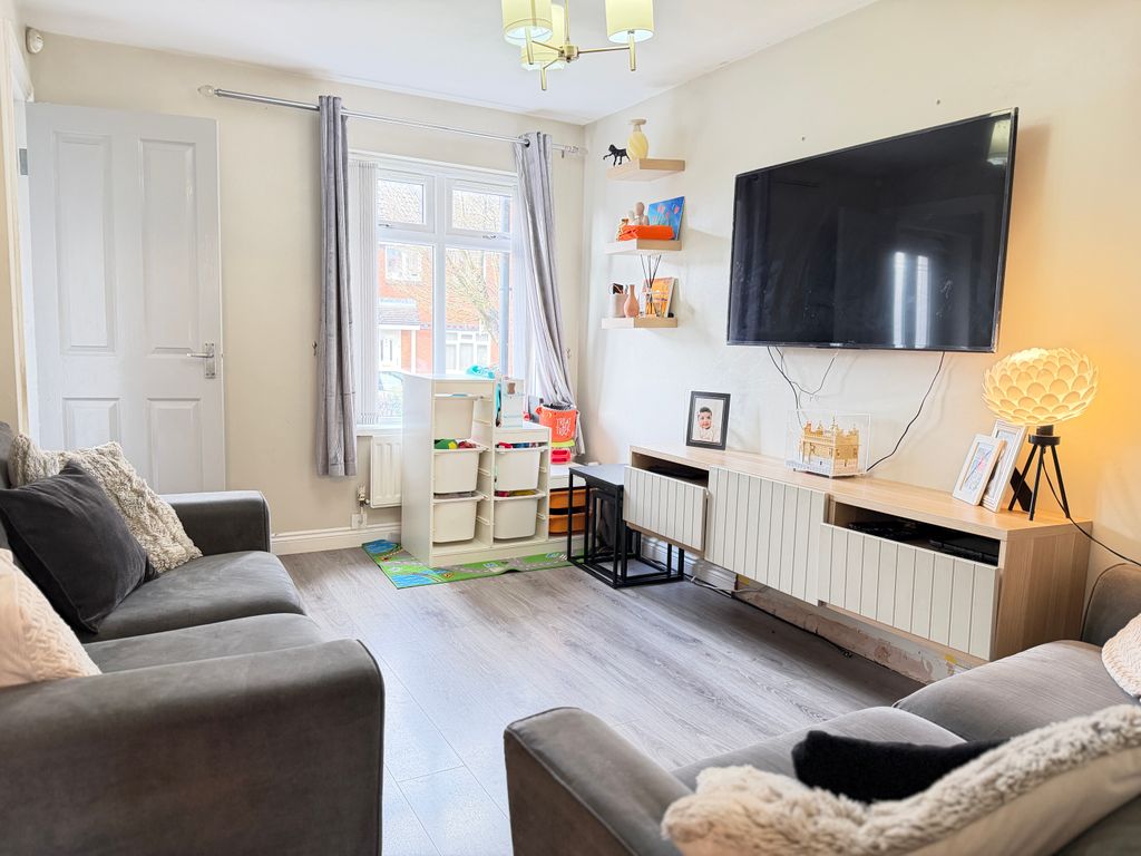 Property photo 3 of 16