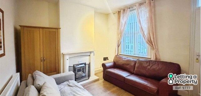 Property photo 2 of 12