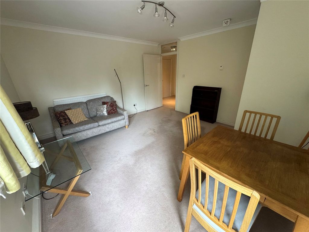 Property photo 1 of 13 Picture No. 11