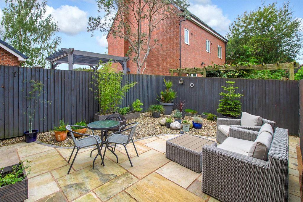 Property photo 3 of 24 Picture No. 30