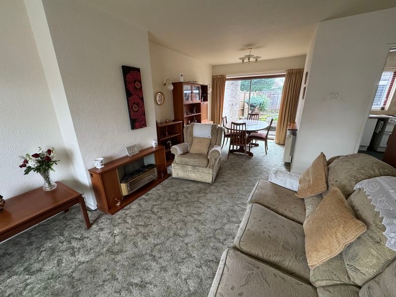 Property photo 2 of 8 Photo 5