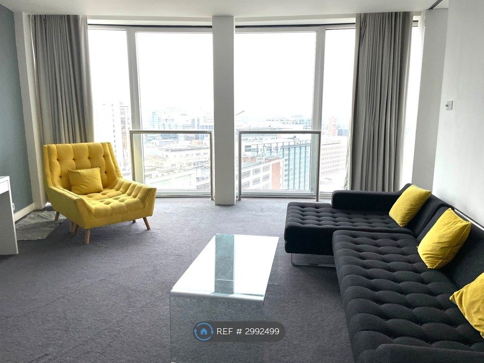 Property photo 1 of 19 Lounge
