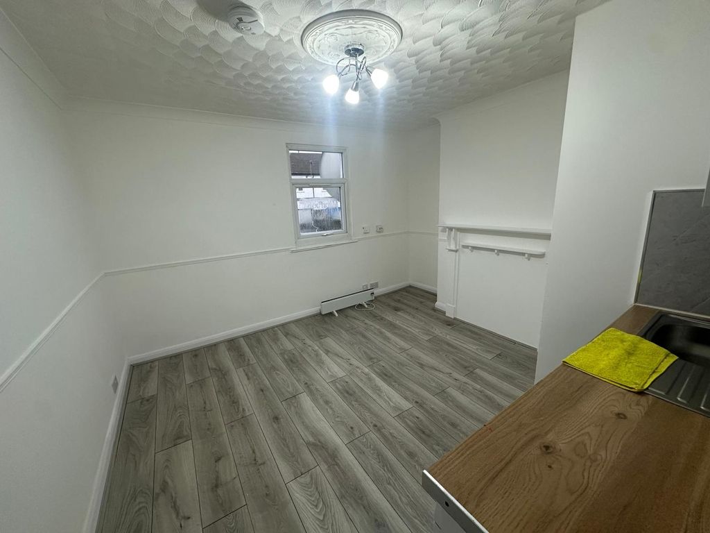 Property photo 2 of 4 Photo 1