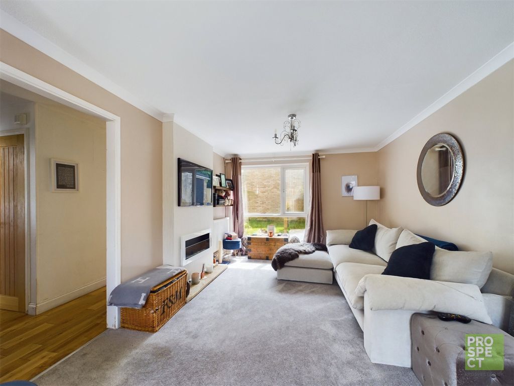 Property photo 2 of 10 Picture No. 25