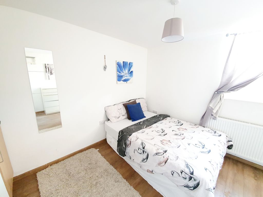 Property photo 1 of 3