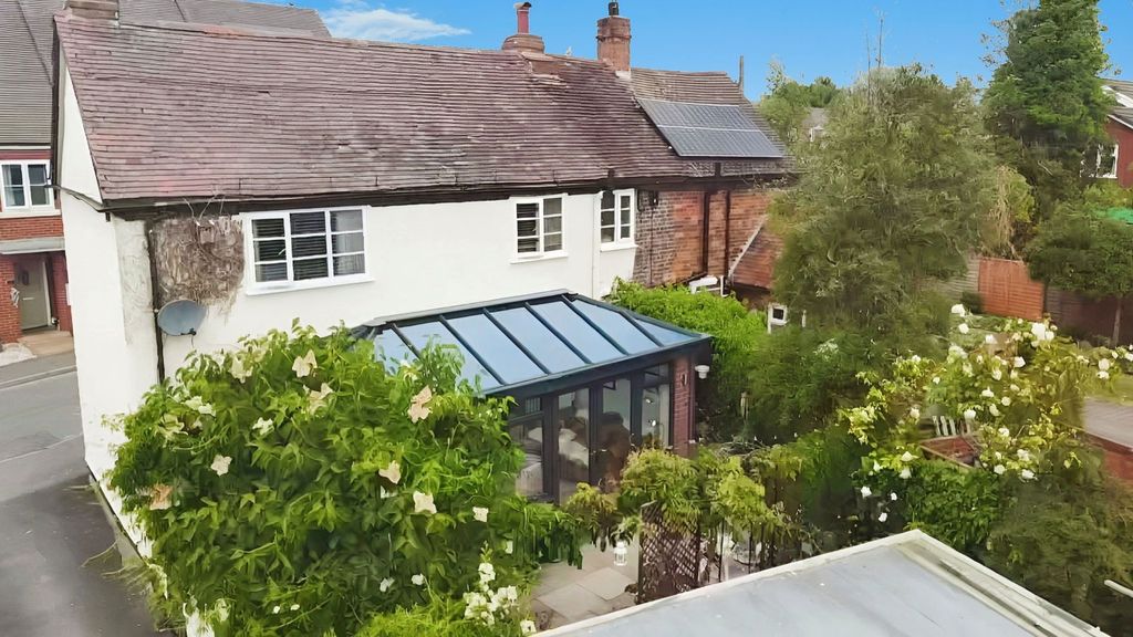 Property photo 2 of 33