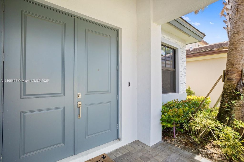 Property photo 3 of 47 <Alttext/>