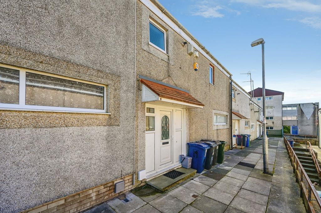 Property photo 1 of 8 Main Photo