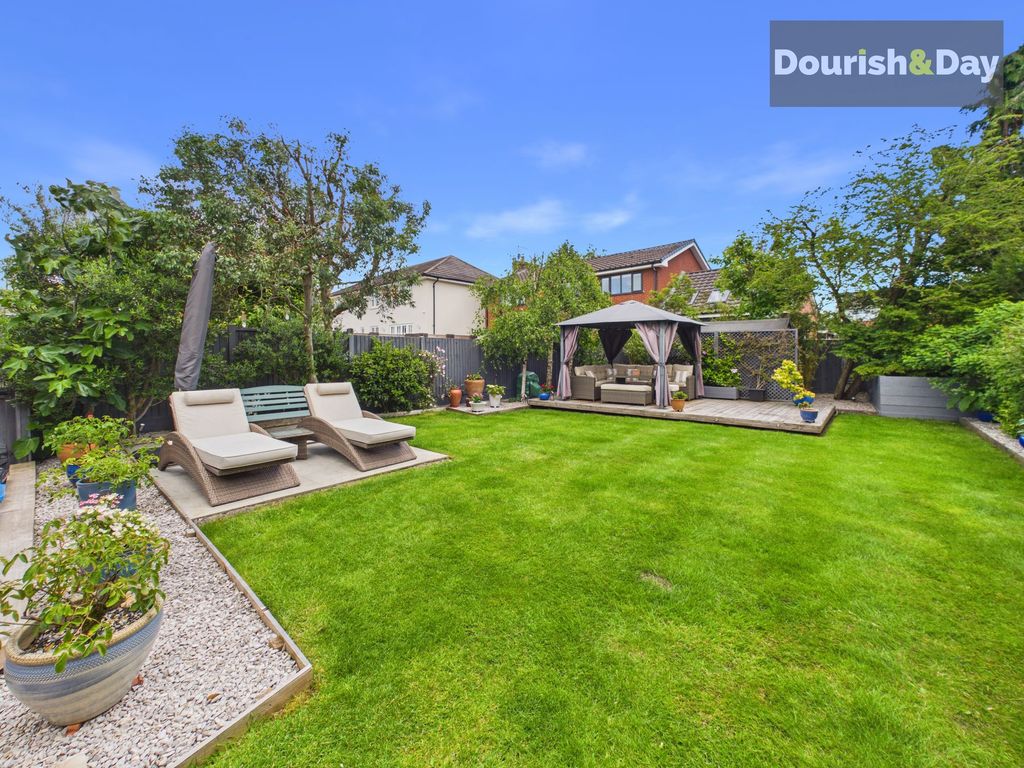 Property photo 3 of 45