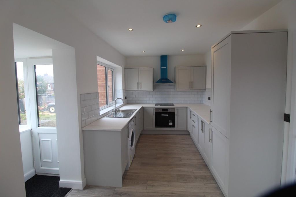 Property photo 3 of 9 Img_0062.Jpg
