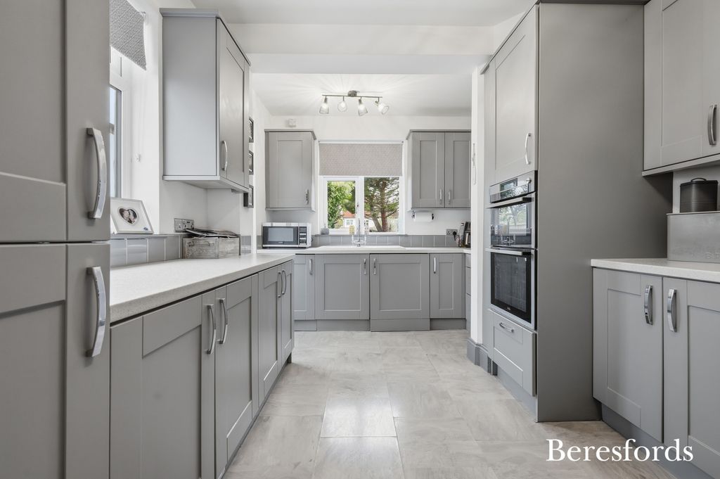 Property photo 3 of 23 Picture No. 68