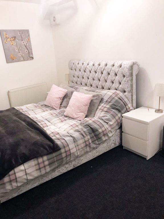 Property photo 1 of 18 Cover