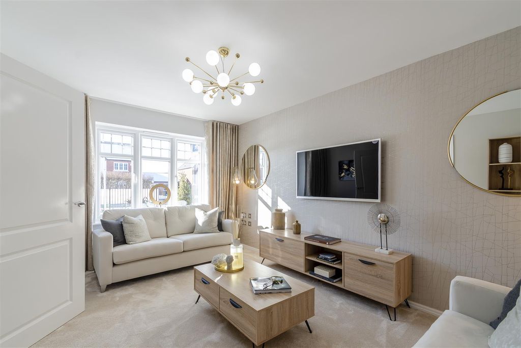 Property photo 2 of 9 8451576-Interior01.Jpg