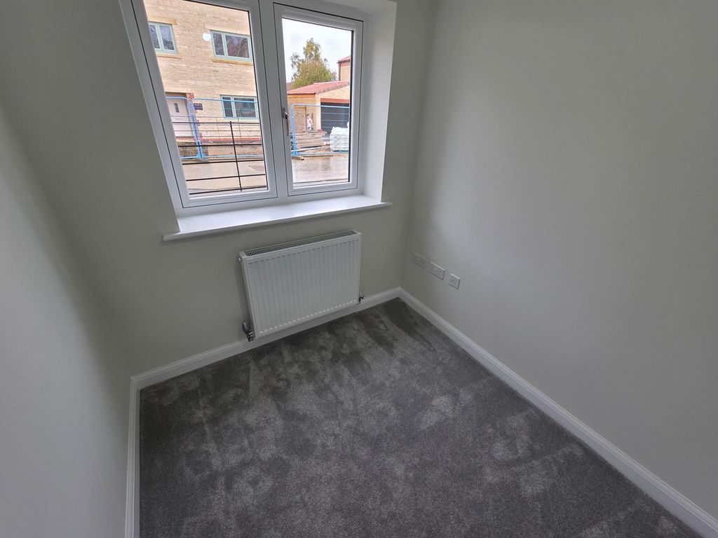 Property photo 3 of 30 Bedroom