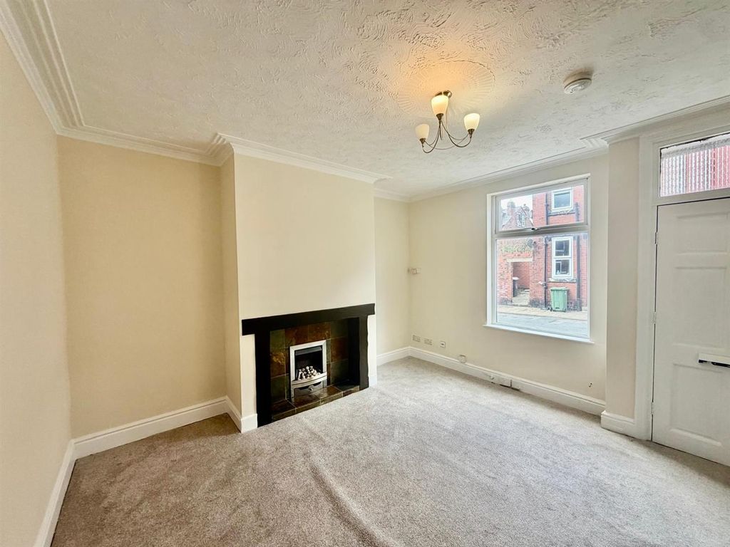 Property photo 2 of 14 Living Room: