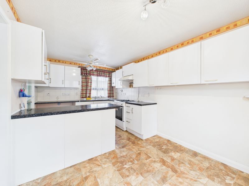 Property photo 2 of 11 Photo 1