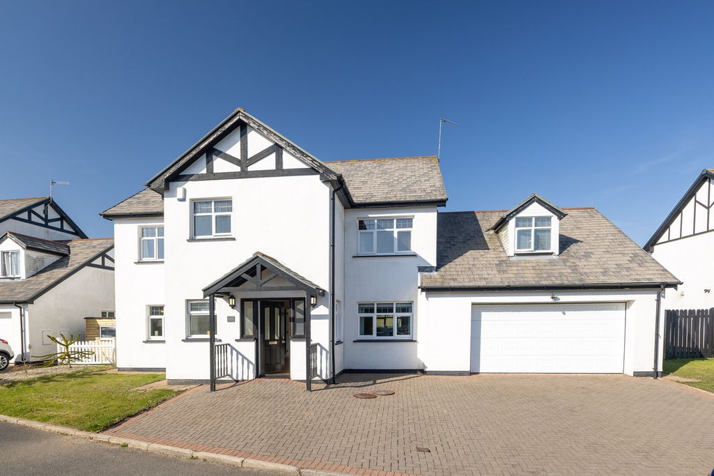 Property photo 1 of 33