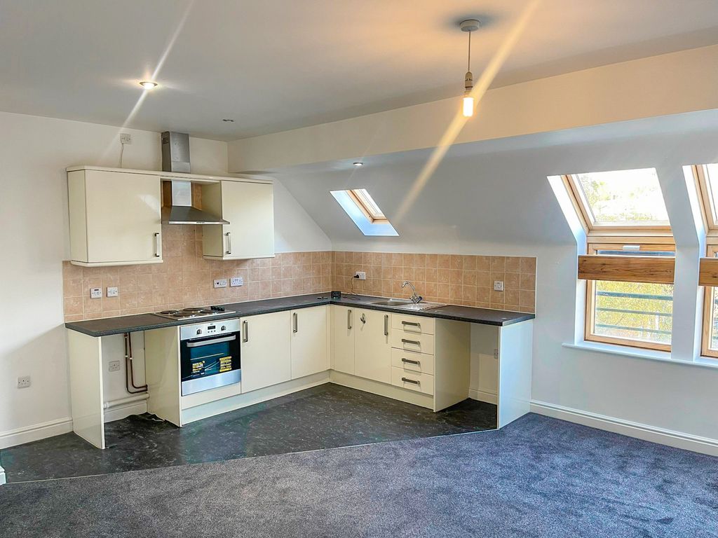 Property photo 2 of 13 Image