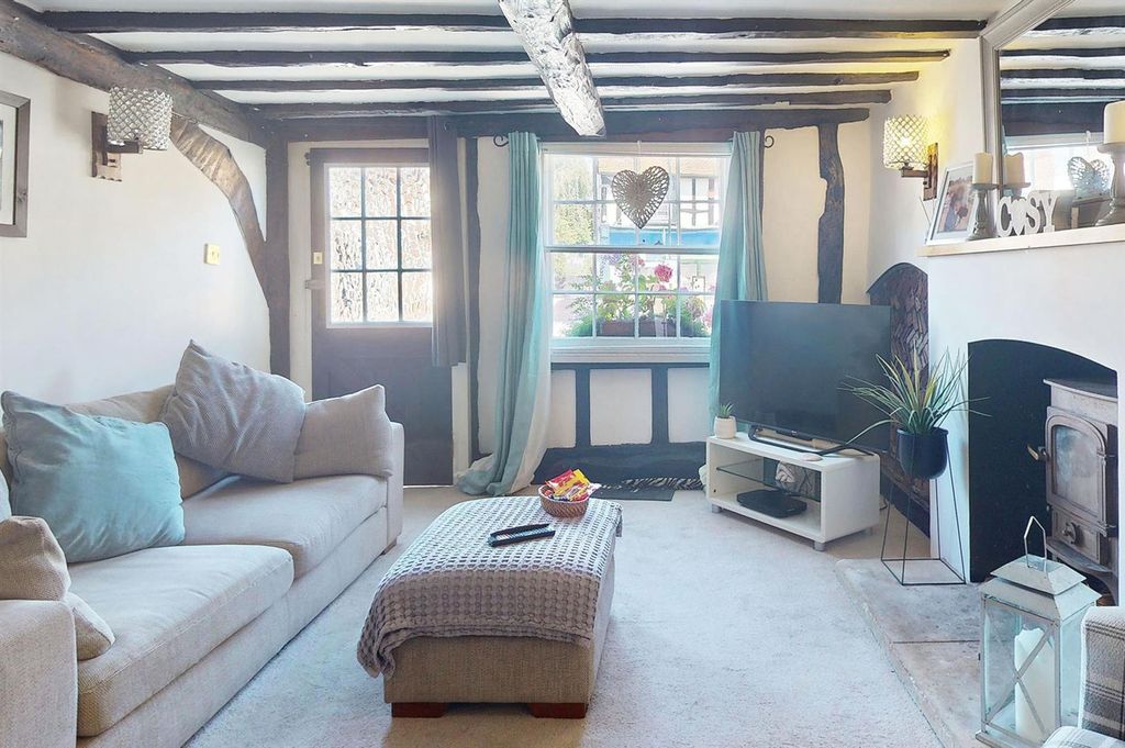 Property photo 2 of 17 22-High-Street-Earls-Colne-08172024_091519.Jpg