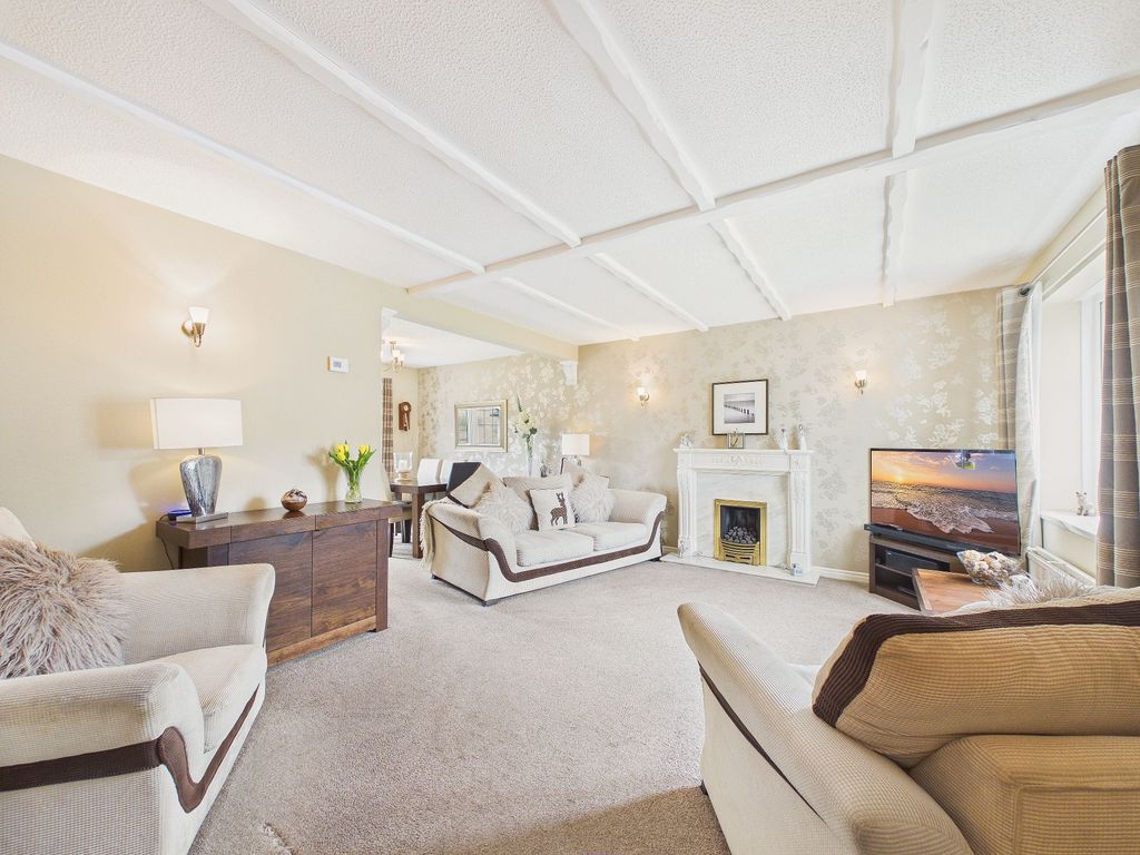 Property photo 2 of 15 Lounge/Diner