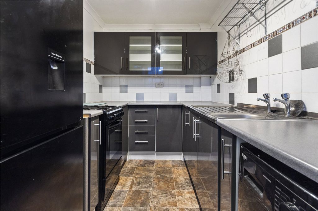 Property photo 2 of 11 Picture No. 07