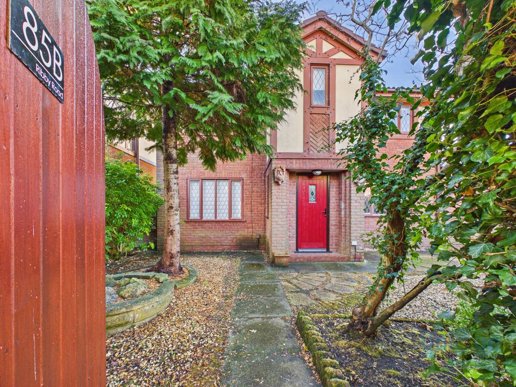 Property photo 1 of 28