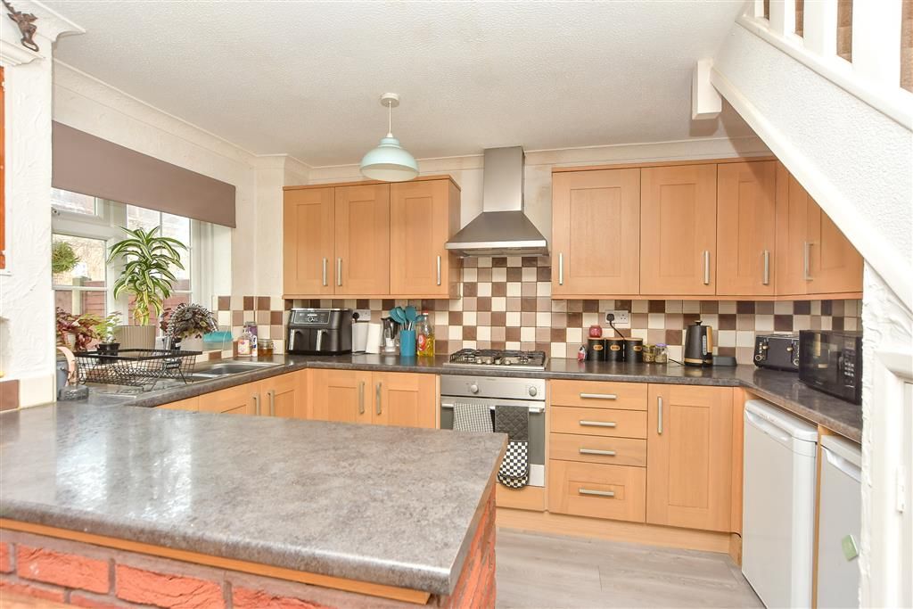 Property photo 3 of 8 Kitchen/Diner