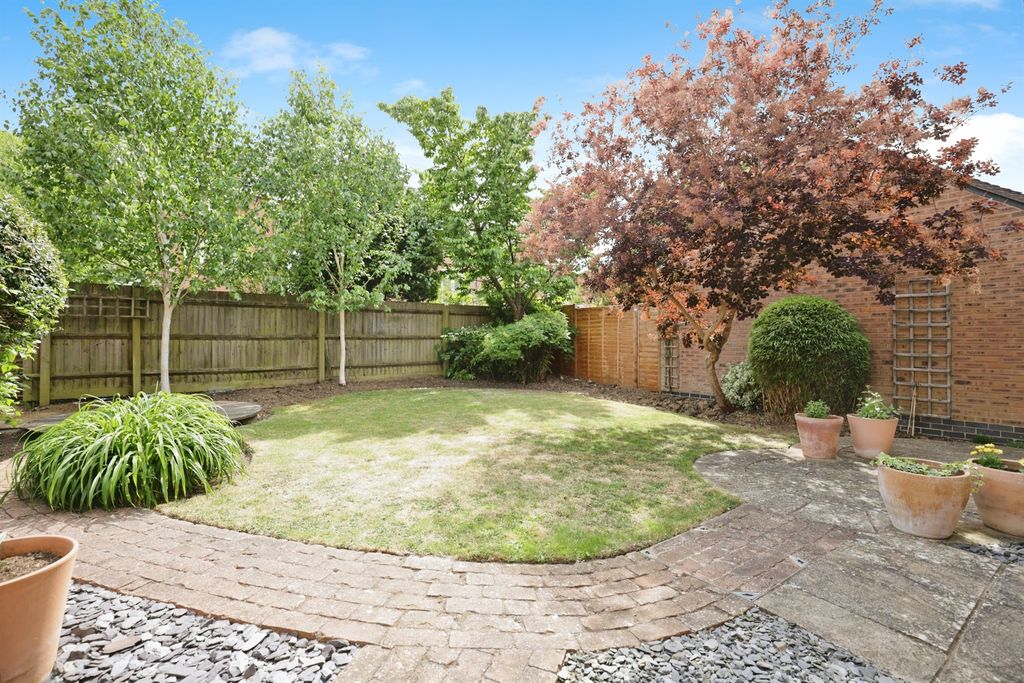 Property photo 3 of 17
