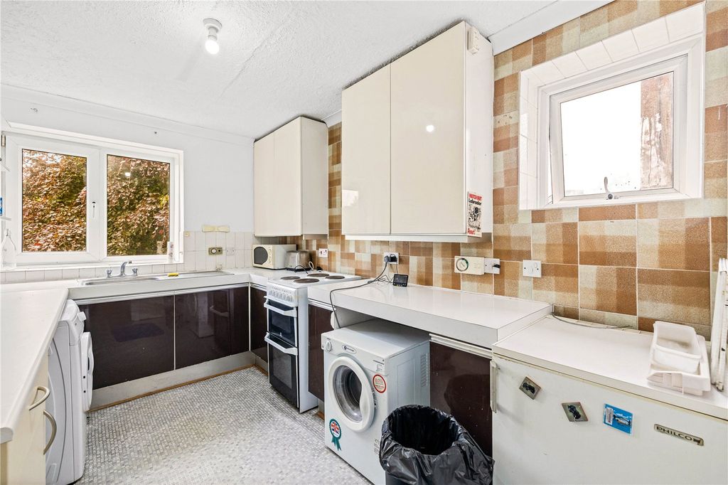 Property photo 2 of 14 Picture No. 09