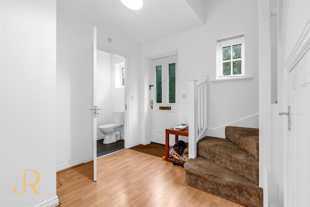 Property photo 2 of 18 Internal-3.Jpg