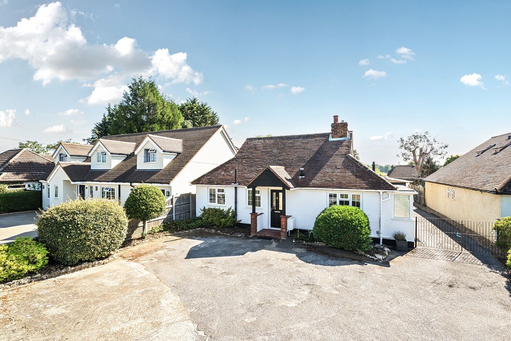 Property photo 1 of 19 1488403-11-6A4E0E...