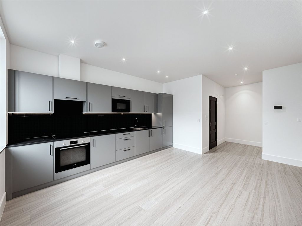 Property photo 3 of 8 Picture No. 09