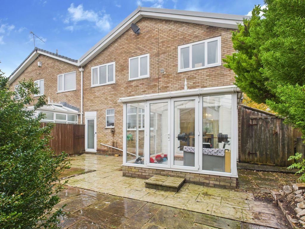 Property photo 2 of 17