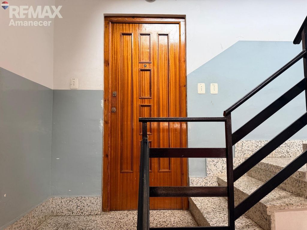 Property photo 1 of 27
