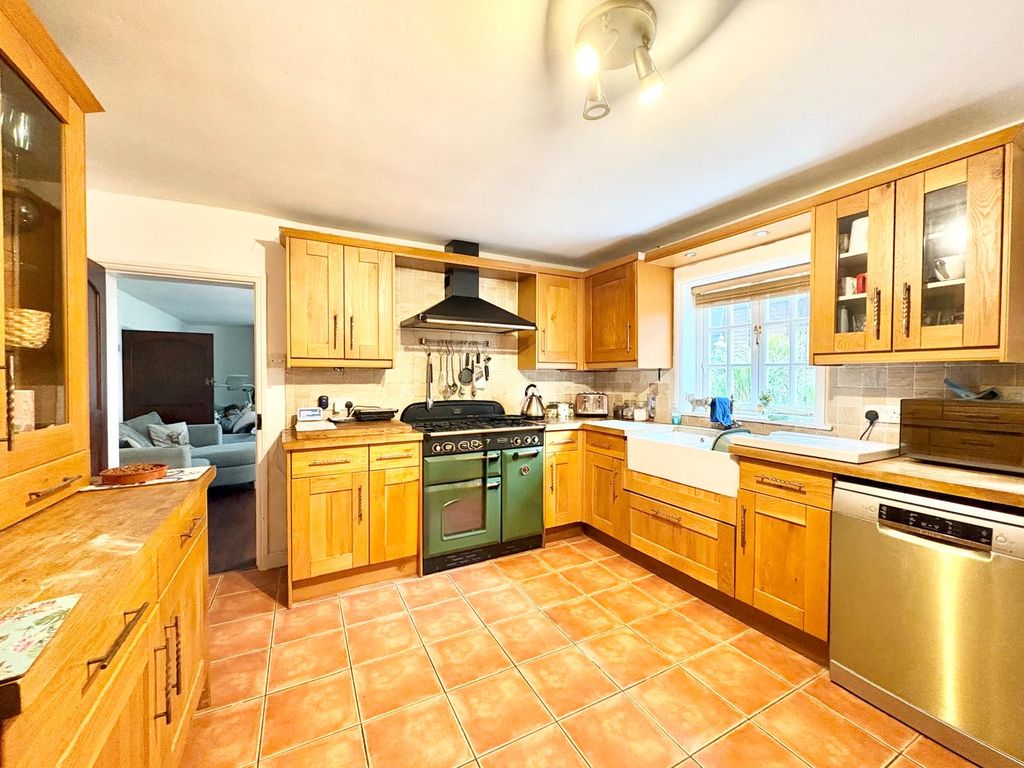 Property photo 1 of 13 Kitchen