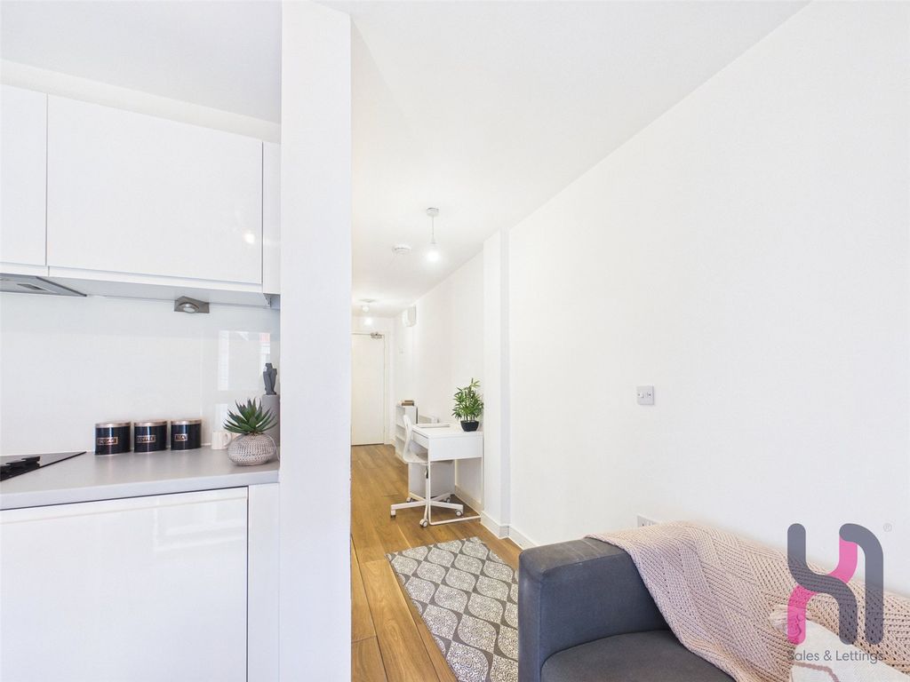 Property photo 3 of 13 Picture No. 73